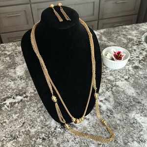 👑Vintage Gold Tone Necklace Set